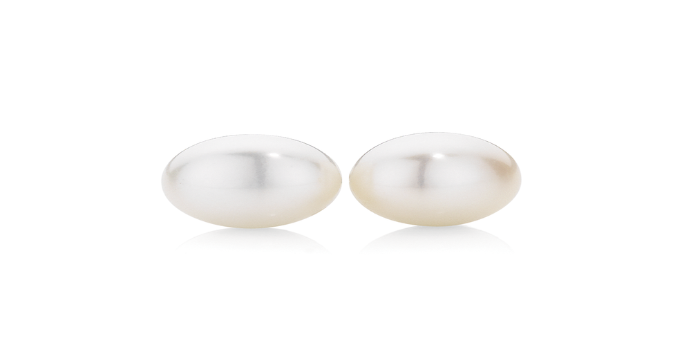 9ct White Gold Pearl Stud Earrings in White | Angus & Coote